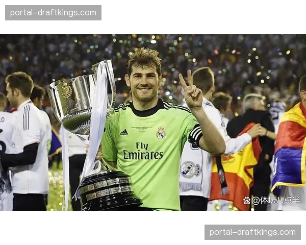 马德里举办“西甲传奇邀请赛”，劳尔、卡西利亚斯等名宿亮相