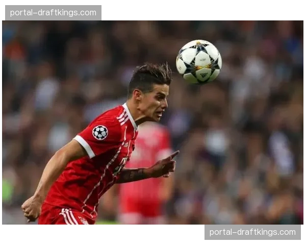 拜仁慕尼黑高位逼抢体系解析：如何实现92%传球成功率